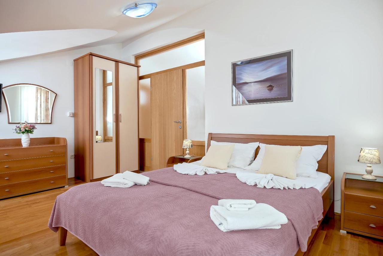 Apartmani Putnik Baška Voda Buitenkant foto