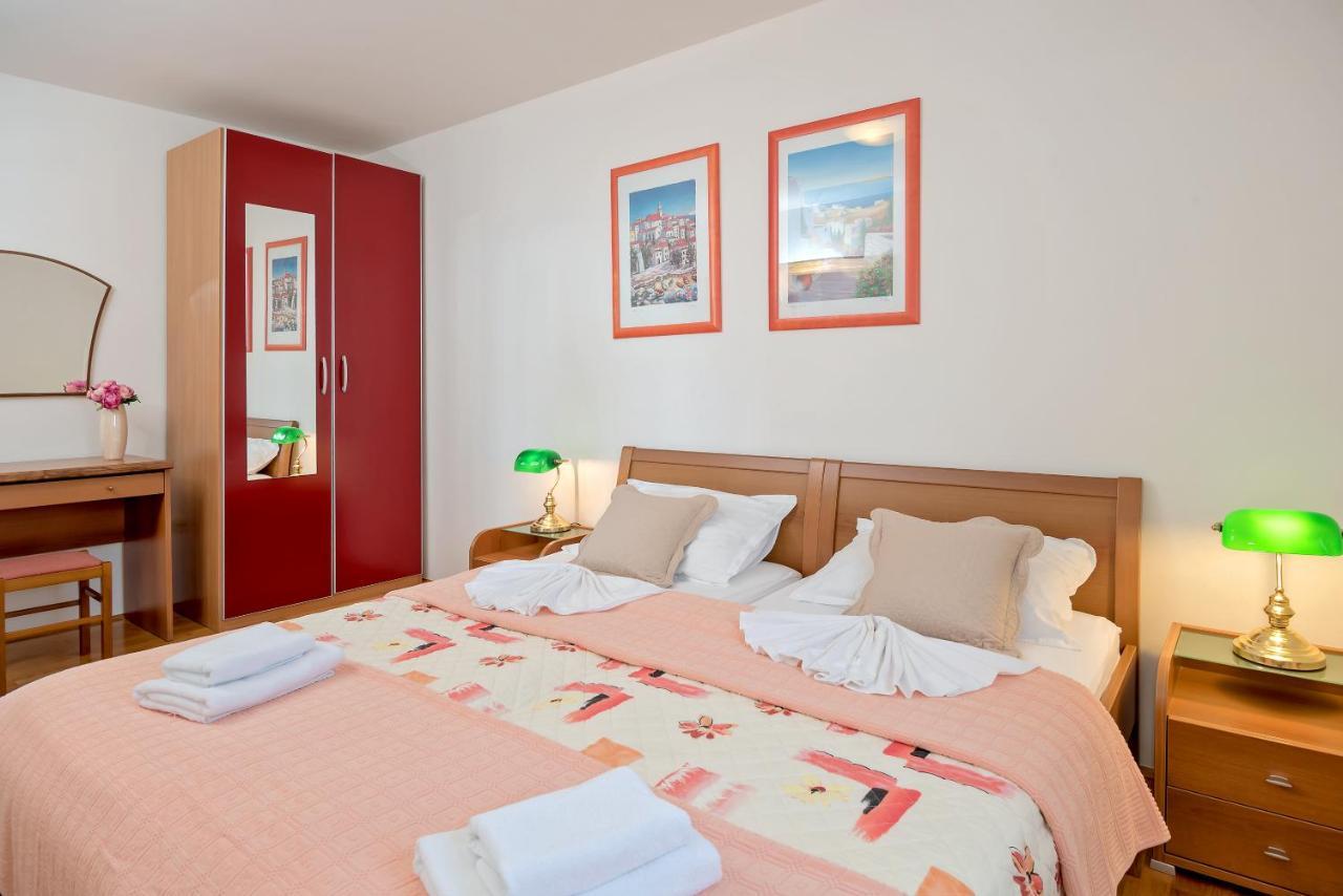 Apartmani Putnik Baška Voda Buitenkant foto