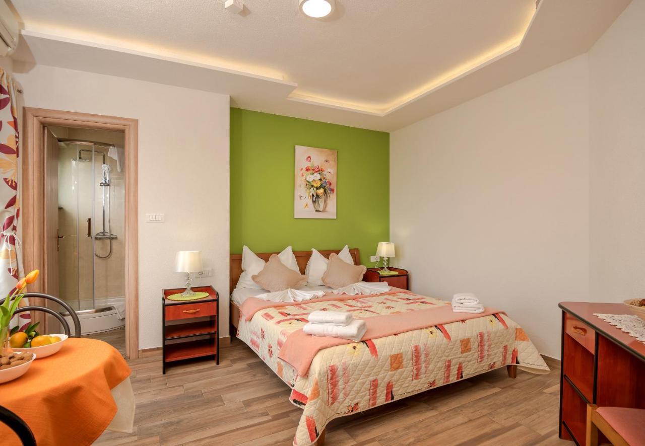 Apartmani Putnik Baška Voda Buitenkant foto