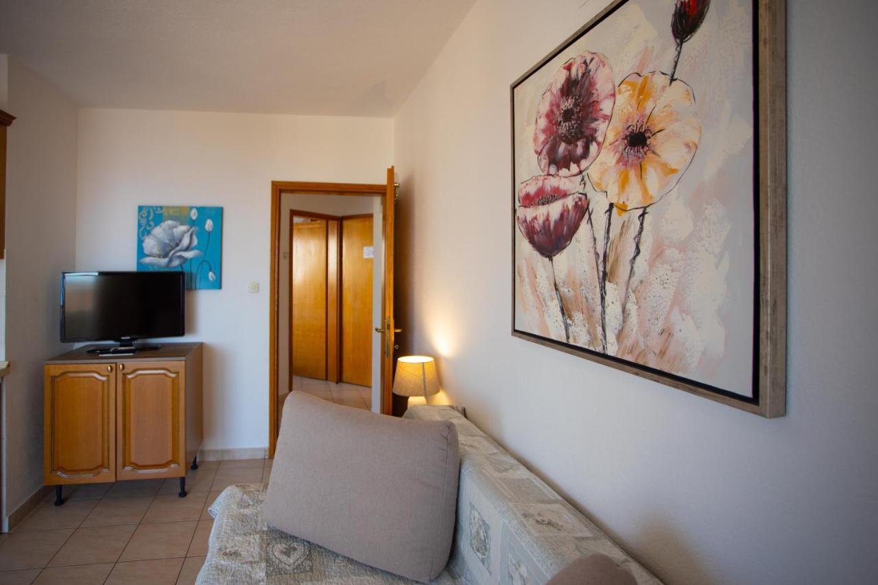Apartmani Putnik Baška Voda Buitenkant foto