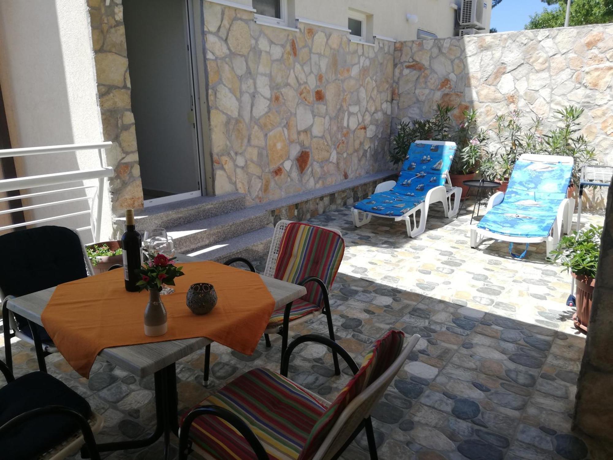Apartmani Putnik Baška Voda Buitenkant foto