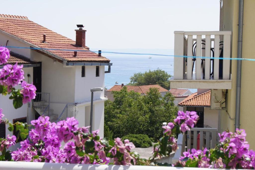 Apartmani Putnik Baška Voda Buitenkant foto