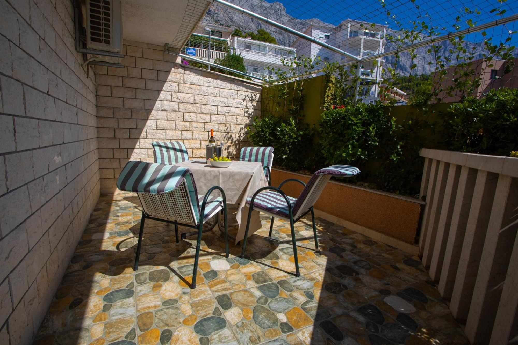 Apartmani Putnik Baška Voda Buitenkant foto